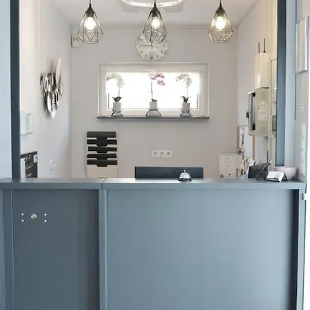 Alfred Panzio Bed & Breakfast 3*