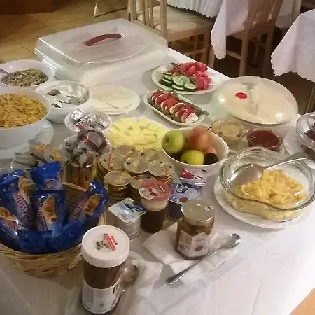 Bed & Breakfast Alfréd Panzió