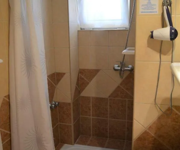 Alfred Panzio Bed & Breakfast 3*