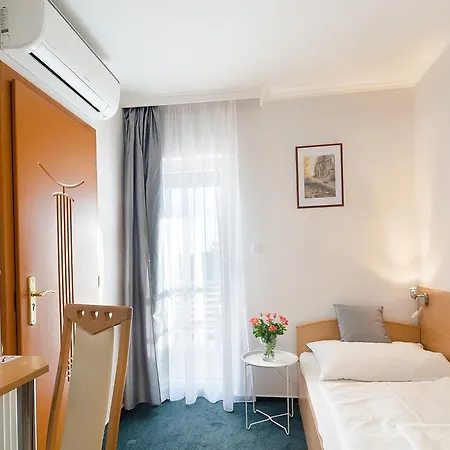 Alfred Panzio B&B 4*
