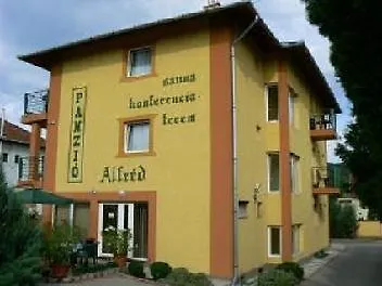 Alfred Panzio 4* Budapesta