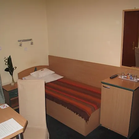Alfred Panzio 3* Budapešť