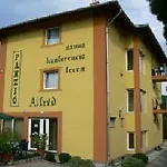 Alfréd Panzió 3* Budapest