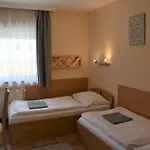 Bed & Breakfast Alfréd Panzió 3*
